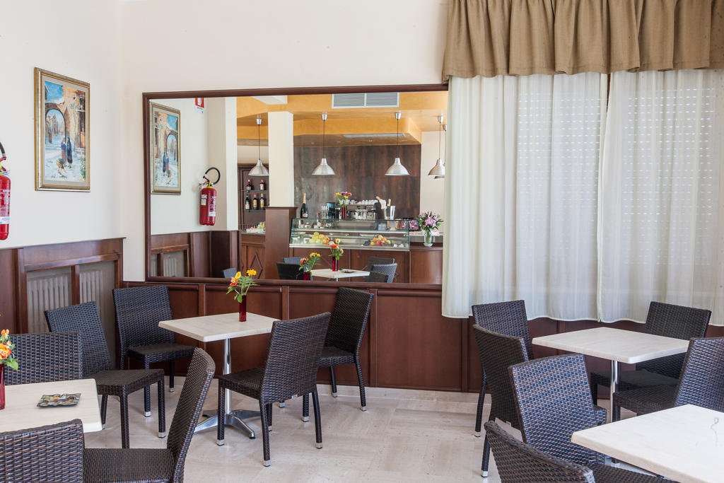 Villa Hotel Del Sole Chiusi Exterior photo