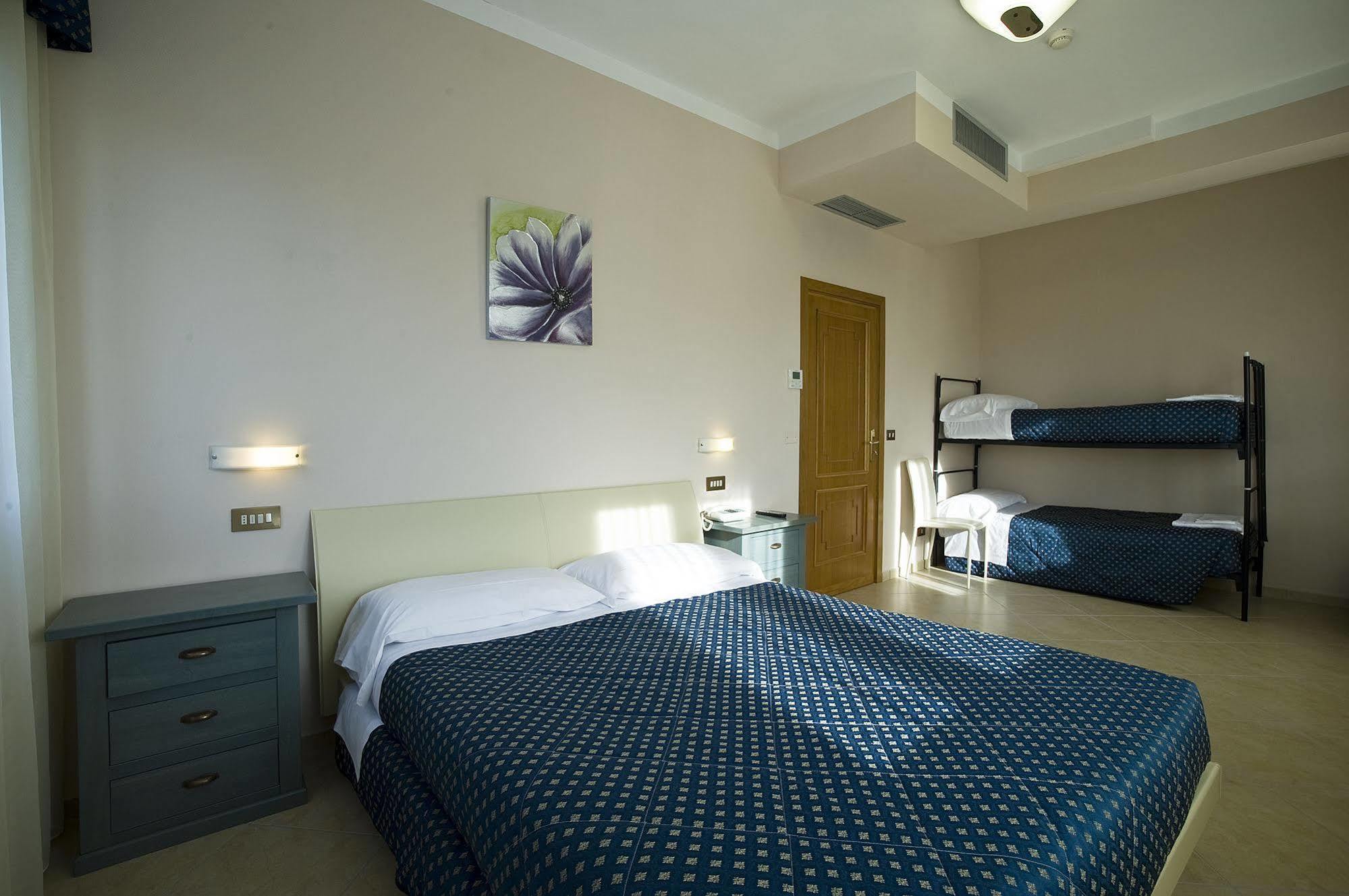 Villa Hotel Del Sole Chiusi Exterior photo